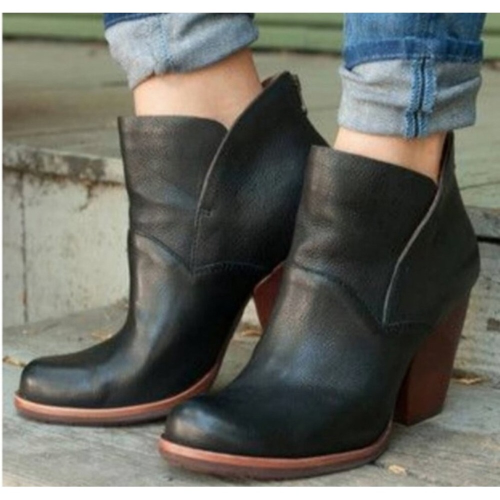 Kork-Ease Castaneda Black Leather Ankle Boots Block Heel Size 10M